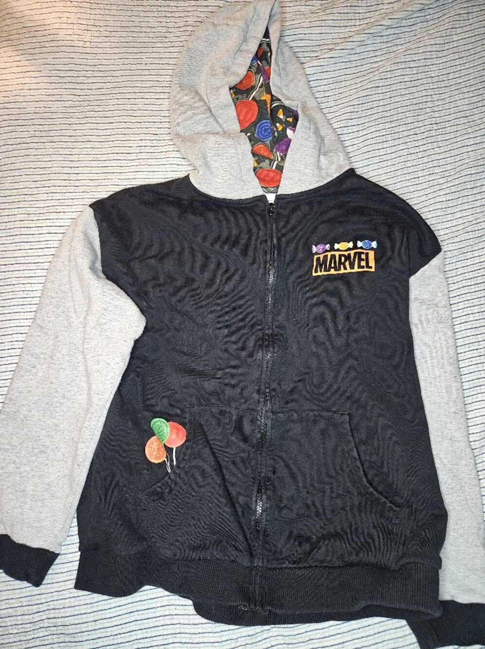 Disney Parks Marvel Zip Hoodie  Adult Sz L  Black Gray Halloween Candy Lollipop